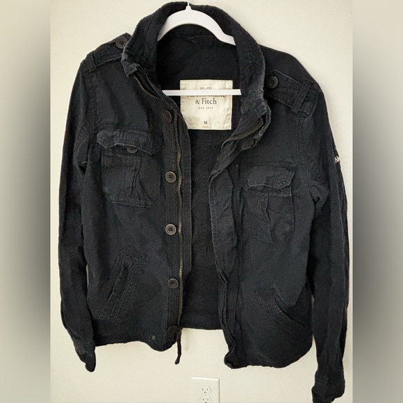 Abercrombie navy cargo jacket - Picture 1 of 4